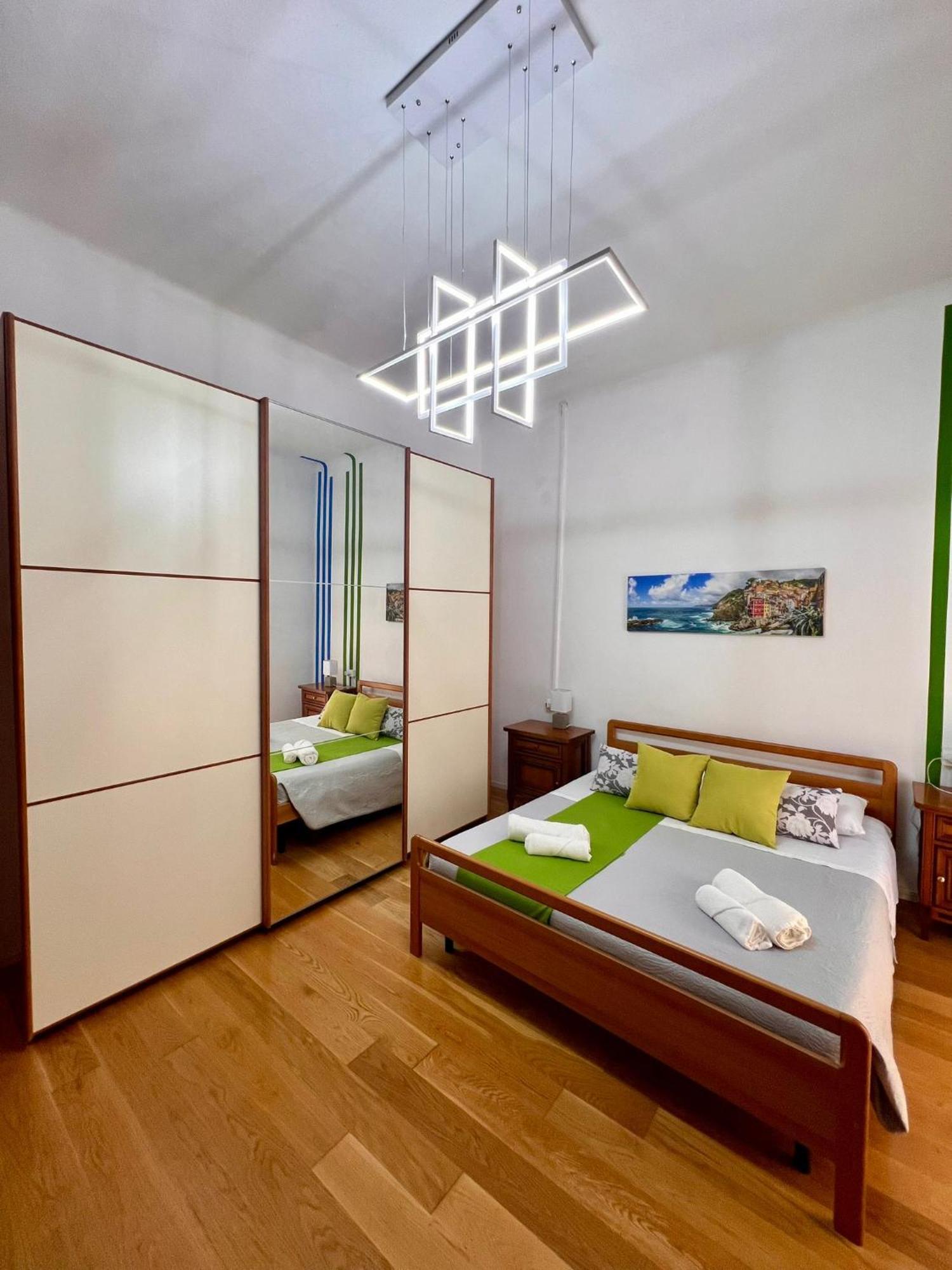 Casa Vacanze 5 Terre Express La Spezia Exteriör bild